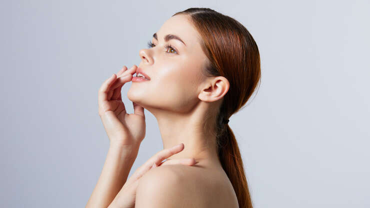 Achieve a Dewy Glow with AquaGold