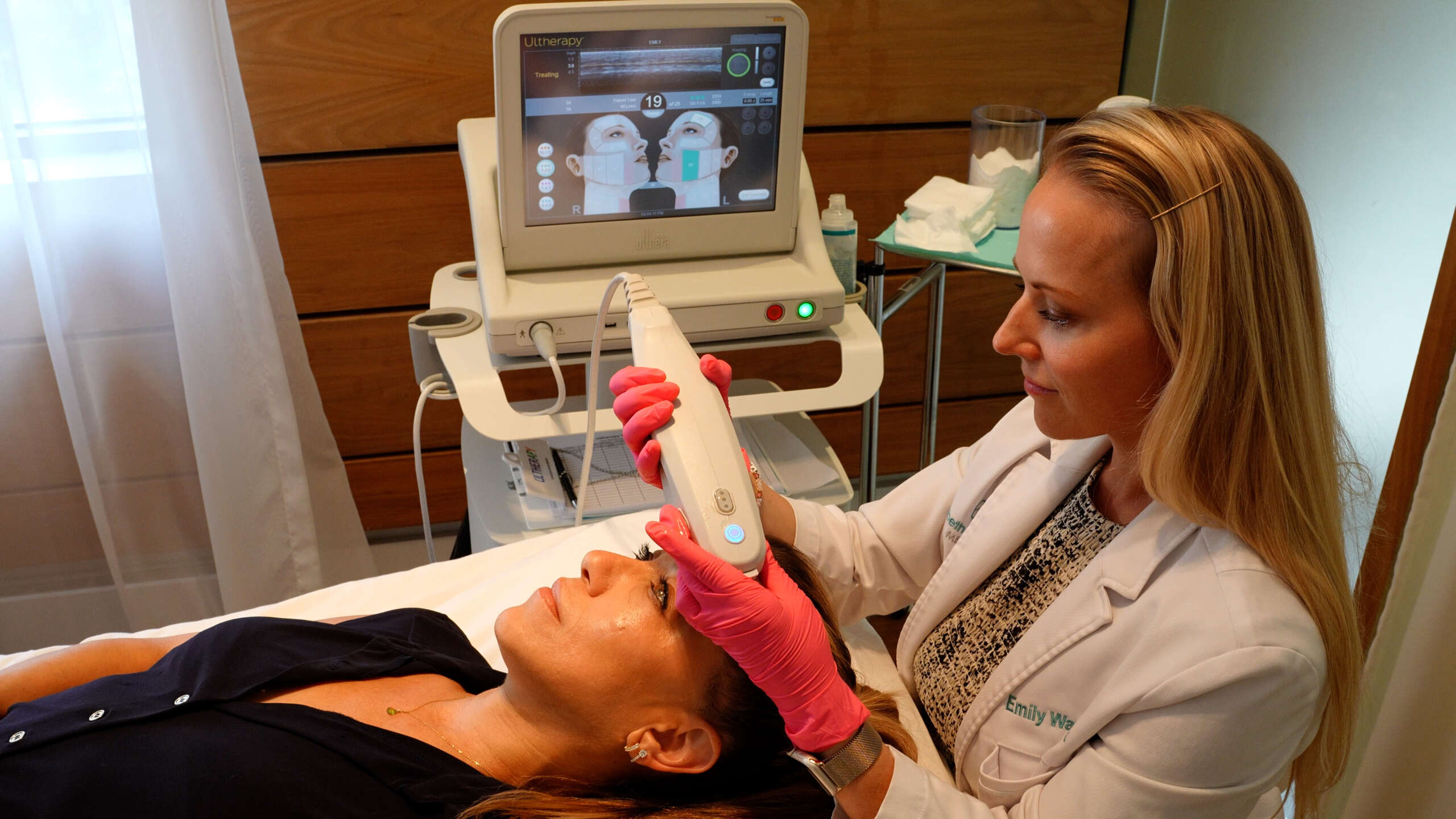 elizabeth-roche-medspa_emily